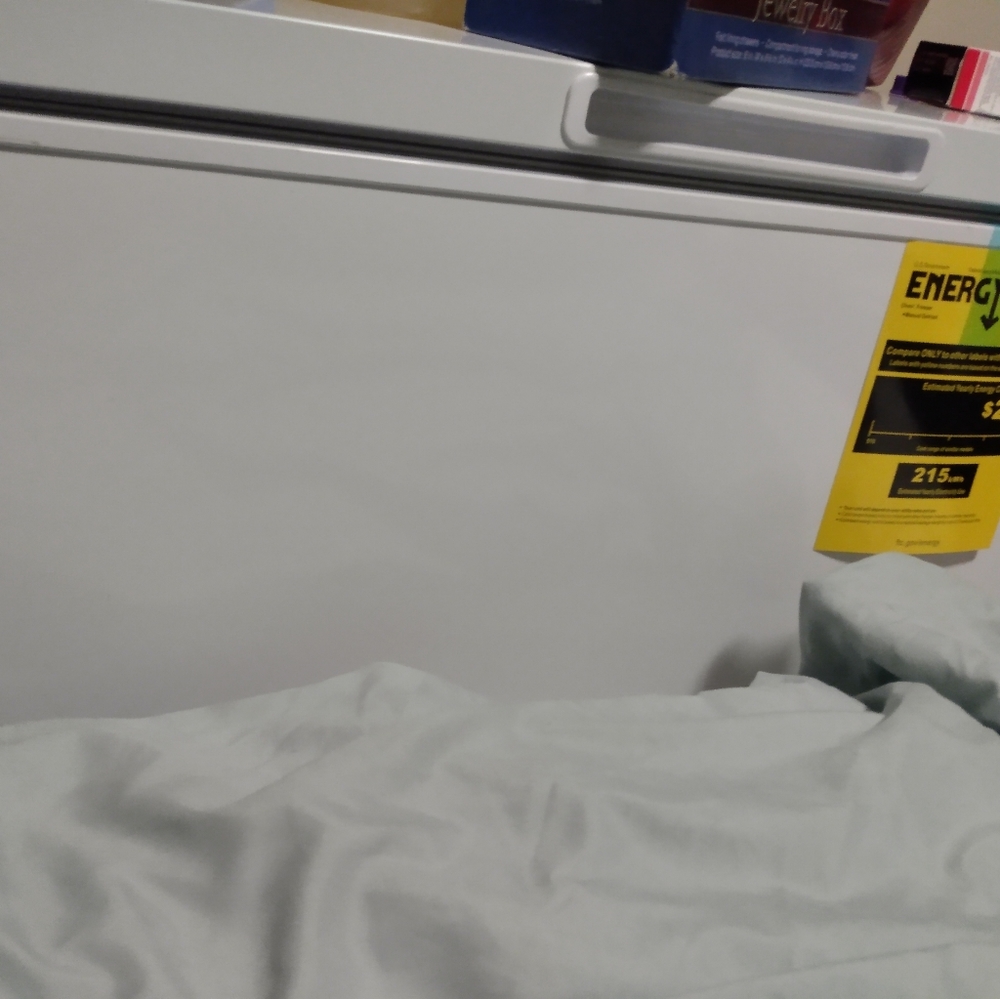 Deep Freezer - Picture 2 of 2